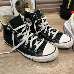 Black Converse Chuck Taylors
